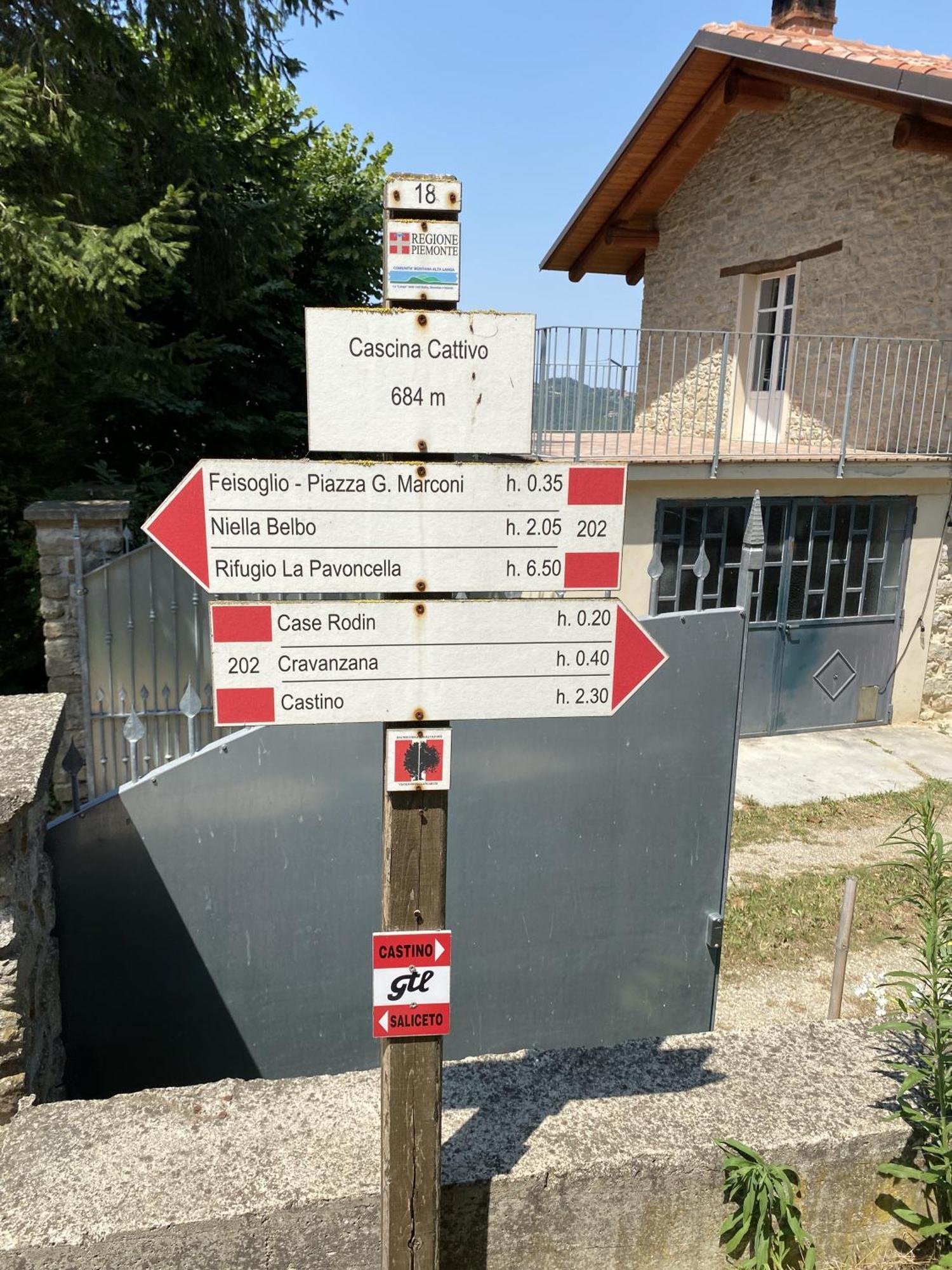 Case Vista Alta Langa, Studio Belbo Cravanzana Экстерьер фото