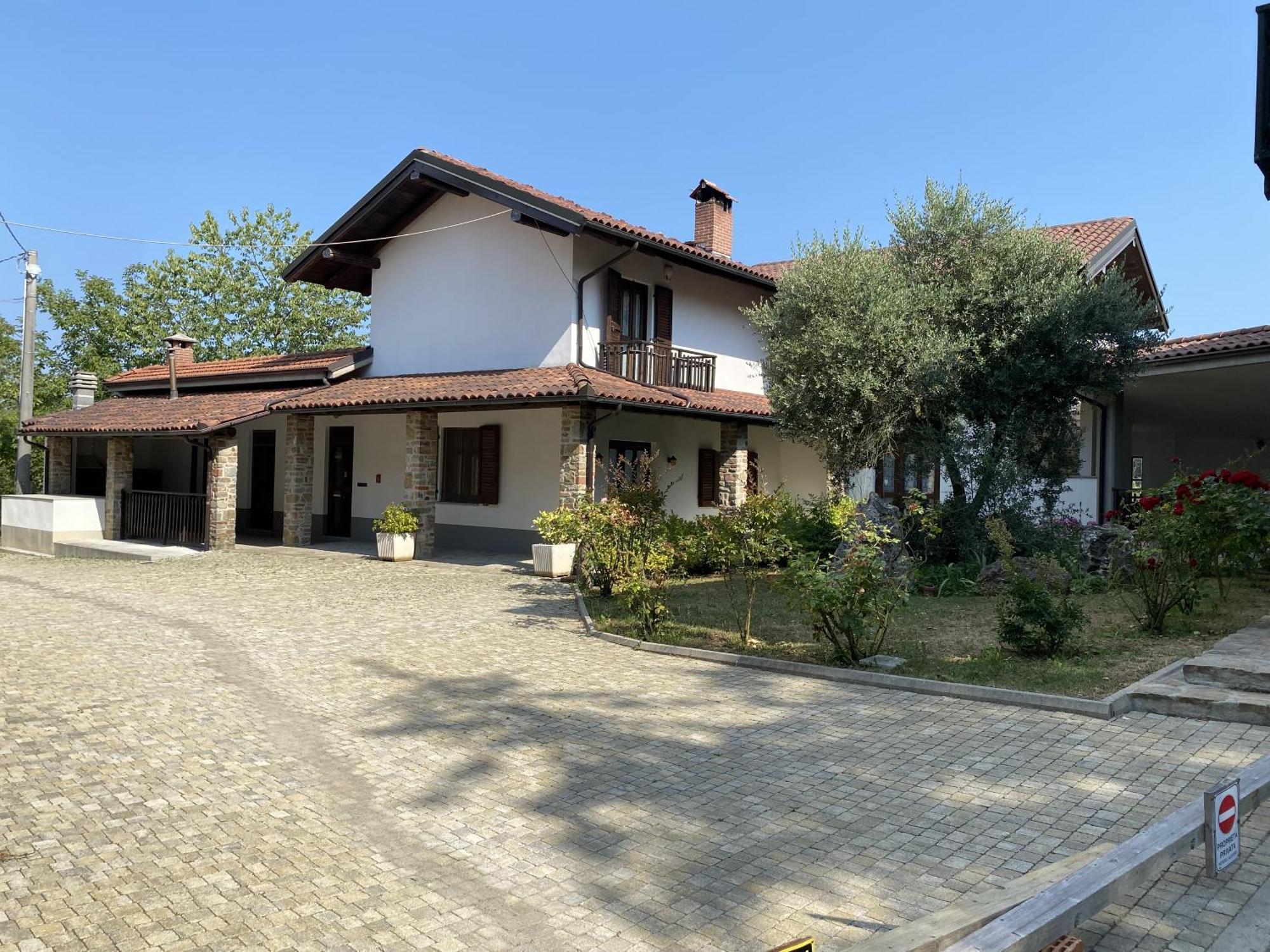 Case Vista Alta Langa, Studio Belbo Cravanzana Экстерьер фото